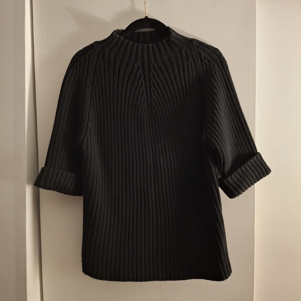 Knitting Needles Women's Black Ribbed Short Sleeve Knit Sweater